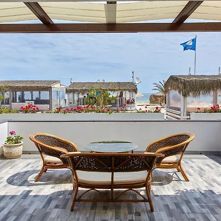 Apartahotel Ella Boutik Cytadell *