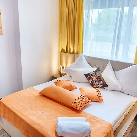 Apartahotel Ella Boutik Cytadell